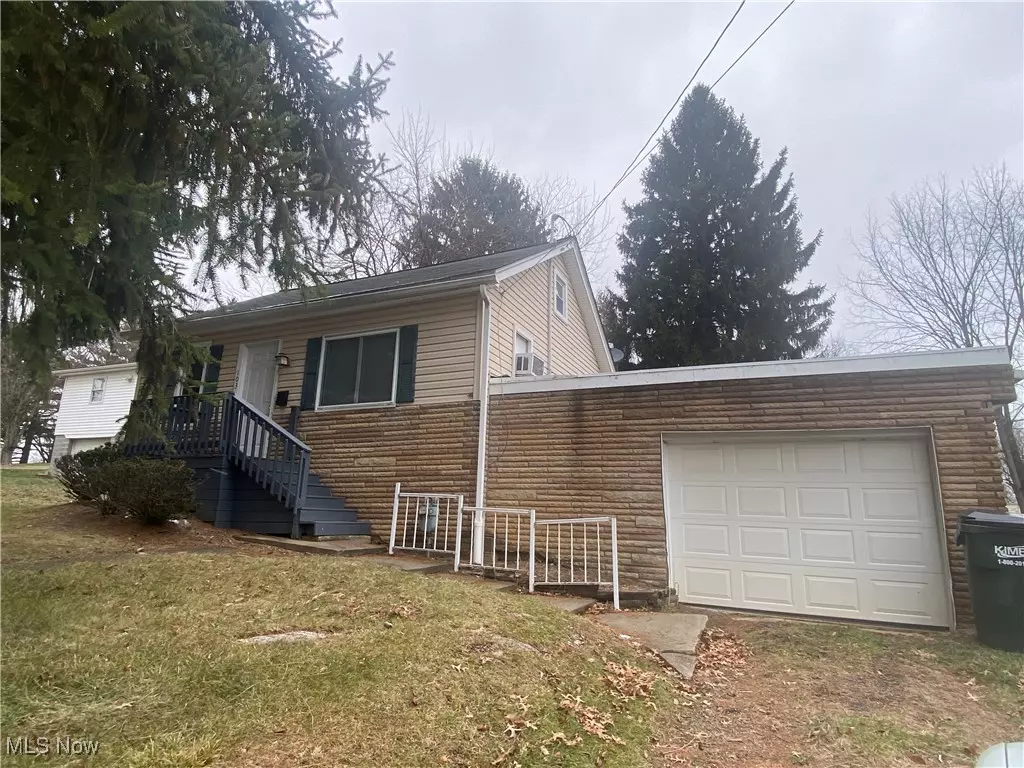 St Clairsville, OH 43950,103 Wallace ST