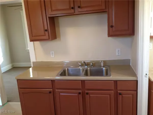 Cleveland, OH 44102,3400 W 50th ST