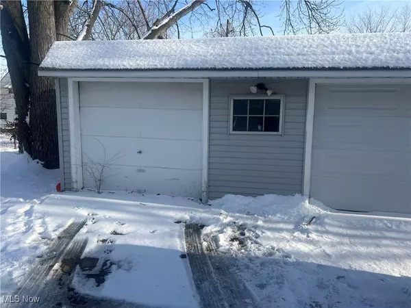 Garfield Heights, OH 44125,5759 Turney RD