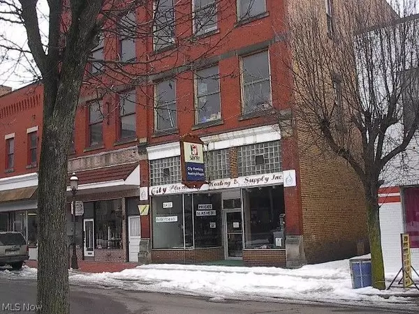 724 Charles ST, Wellsburg, WV 26070