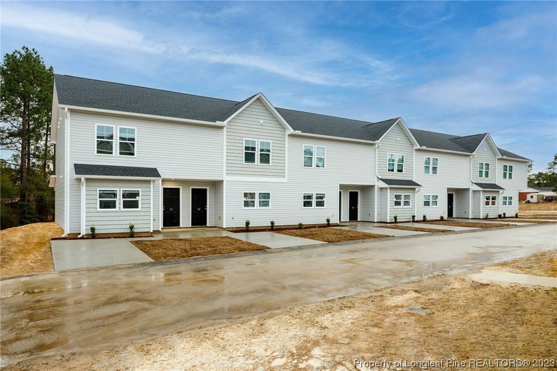 507 Directive DR, Hope Mills, NC 28348