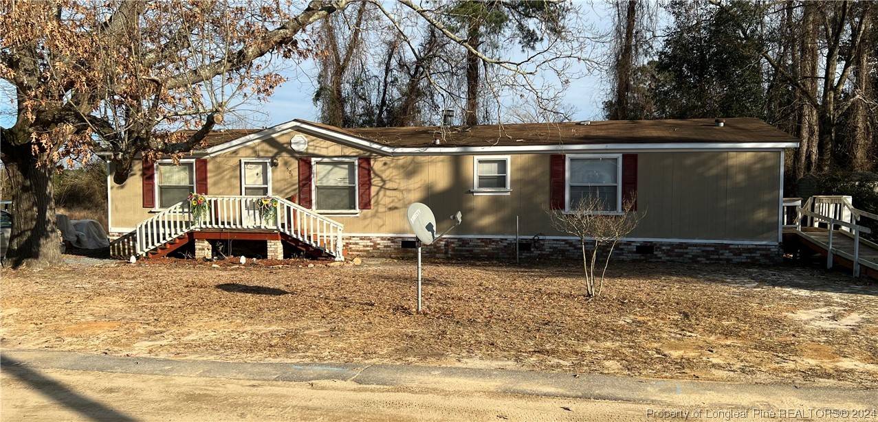 504 Cypress ST, Roseboro, NC 28382
