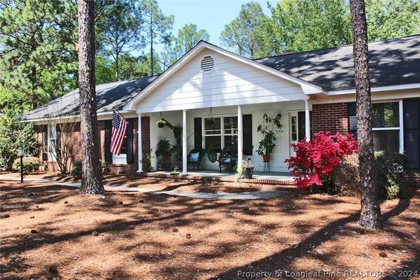 340 Stoneyfield DR,  Southern Pines,  NC 28387