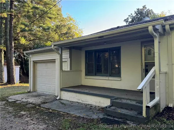 Raeford, NC 28376,293 Army RD