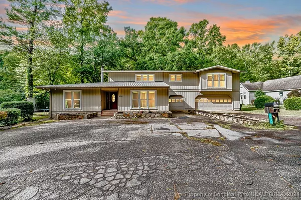 1634 Stonegate N, Sanford, NC 27332