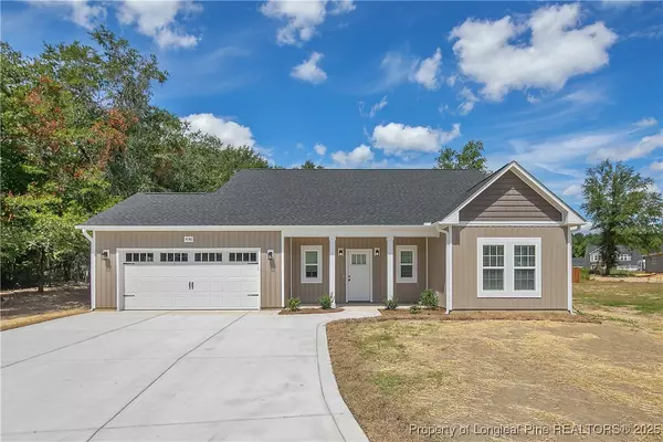 4146 Indian Summer WAY, Hope Mills, NC 28348