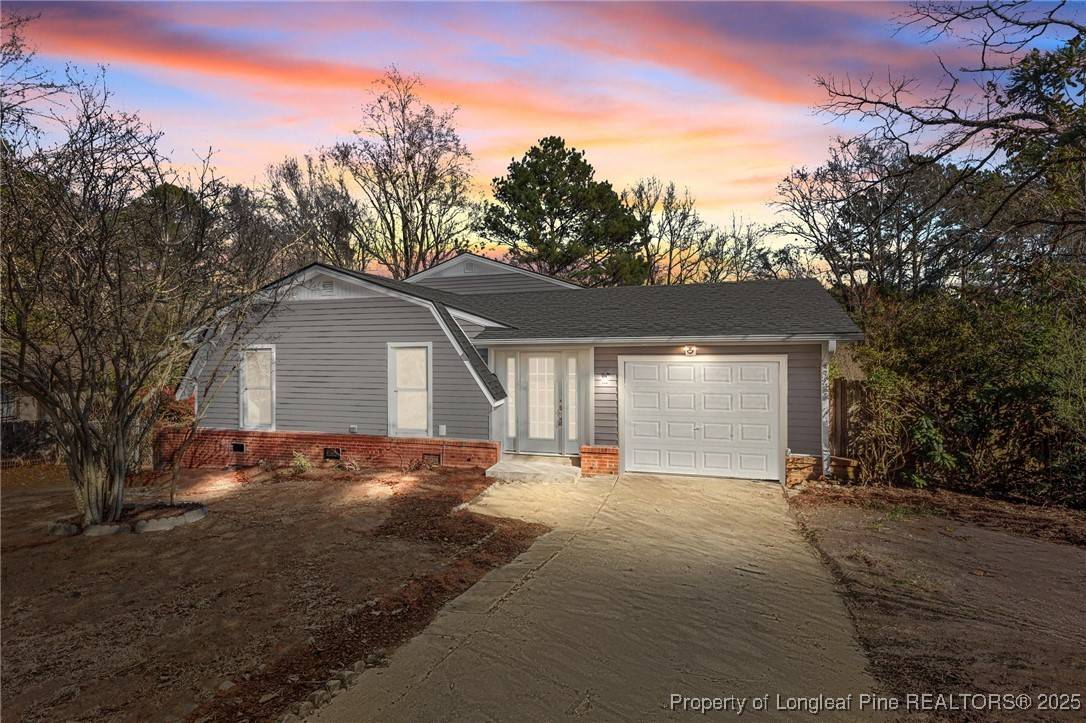 5535 Lawnwood DR, Fayetteville, NC 28304
