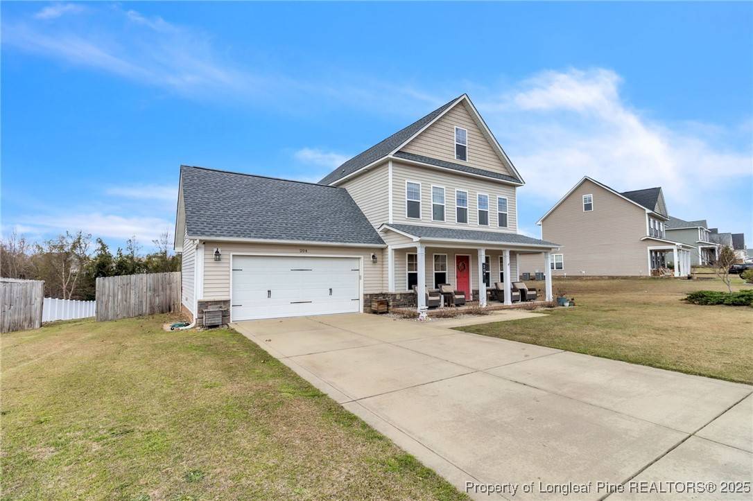Raeford, NC 28376,204 Red Oak CT