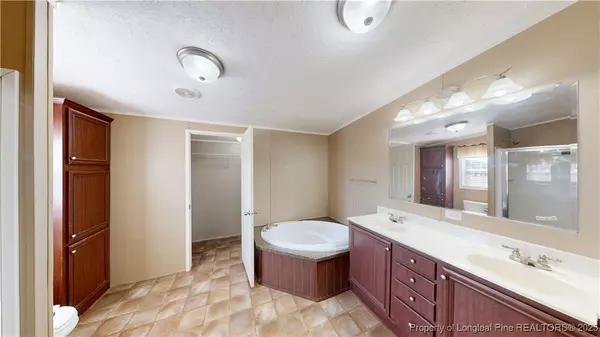 Pembroke, NC 28372,1648 Melinda RD