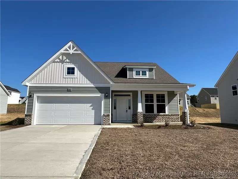 563 Southerland Peak DR, Raeford, NC 28376