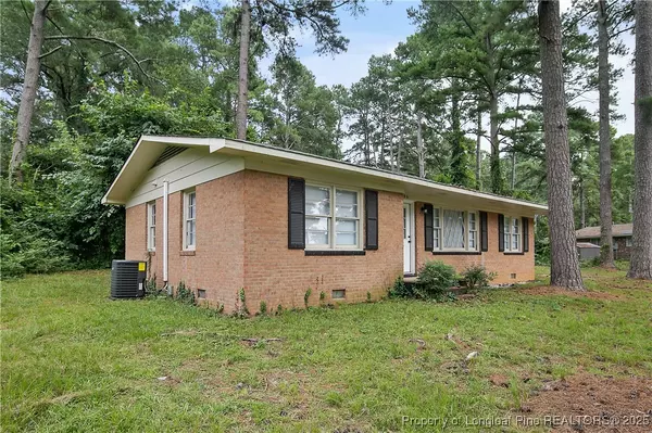 Fayetteville, NC 28303,296 Decatur DR