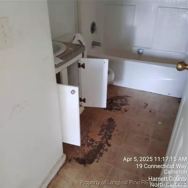 Cameron, NC 28326,19 Connecticut WAY