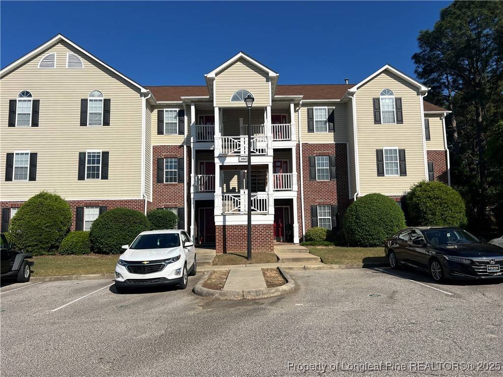 380 Bubble Creek CT #8, Fayetteville, NC 28311