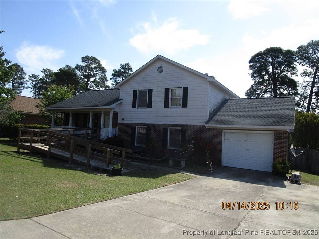 1809 Calista CIR, Fayetteville, NC 28304