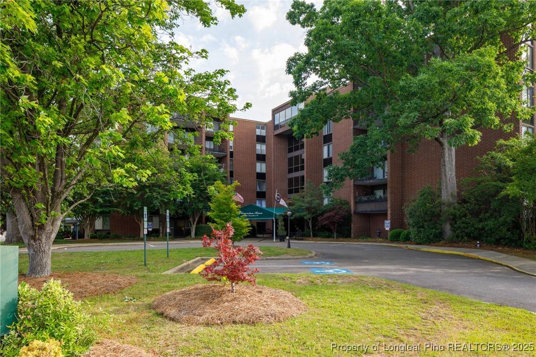 Fayetteville, NC 28305,1100 Clarendon ST #411
