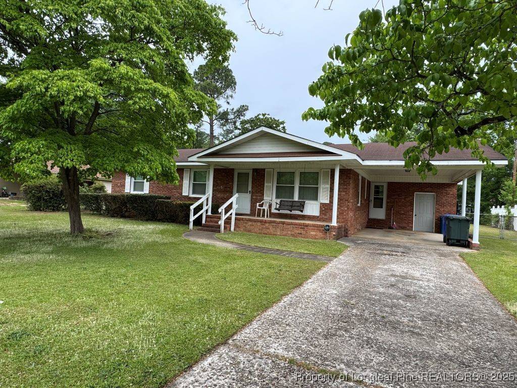 7522 Bridgeman DR, Fayetteville, NC 28303