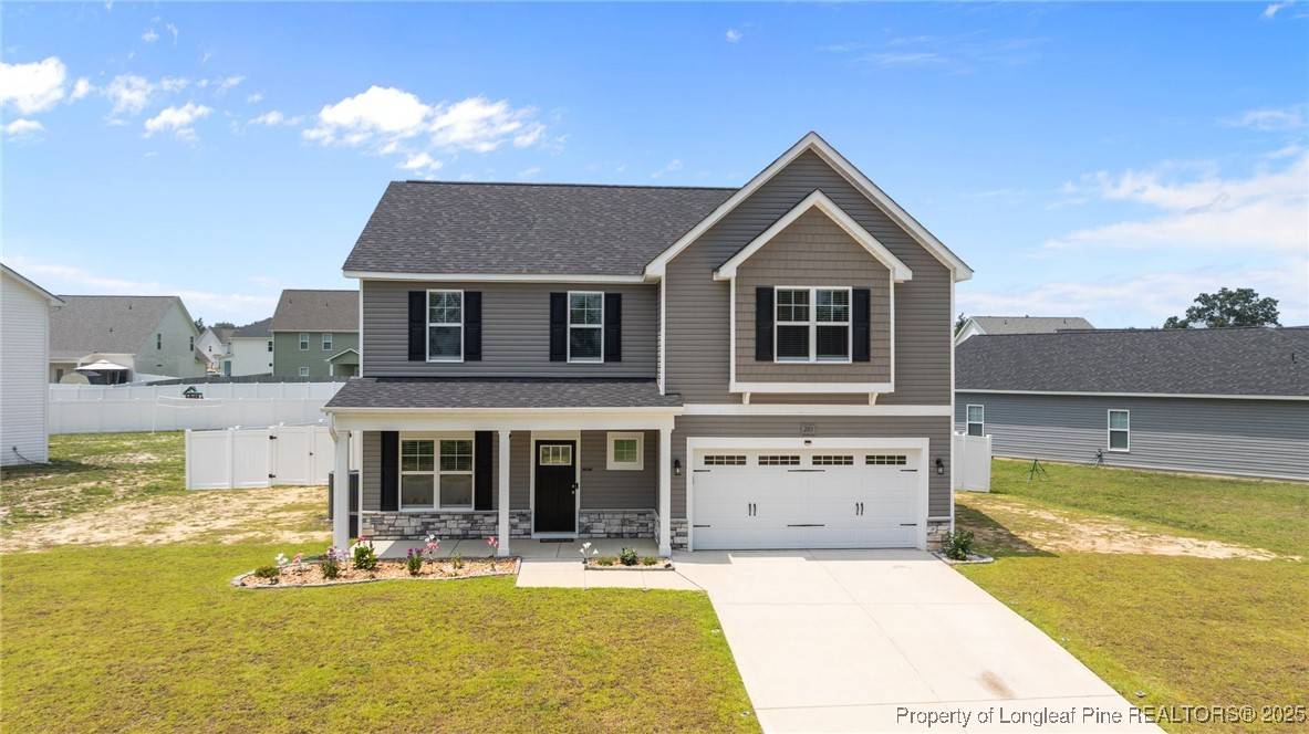 283 Leach Creek DR, Raeford, NC 28376