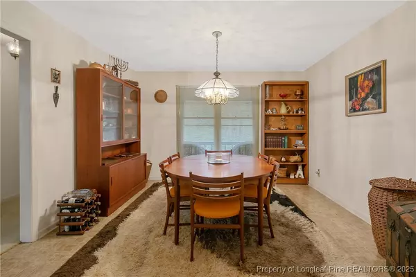 Sanford, NC 27332,71 Canterbury RD