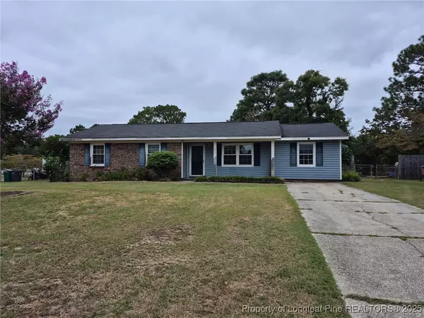 5982 Spinner RD, Hope Mills, NC 28348