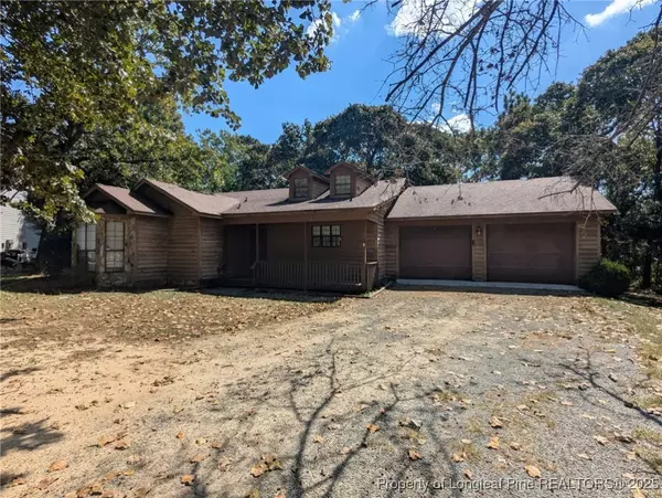 350 Montana LN, Spring Lake, NC 28390