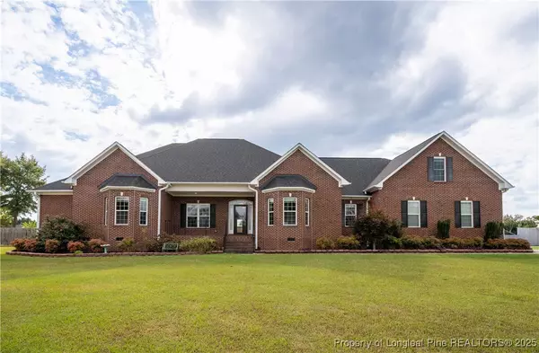 Raeford, NC 28376,104 Louise DR