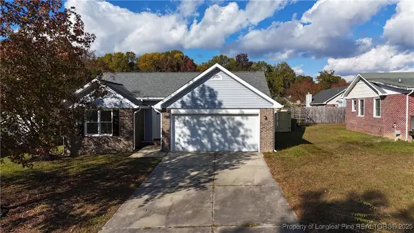 5912 Unaka CT, Fayetteville, NC 28306