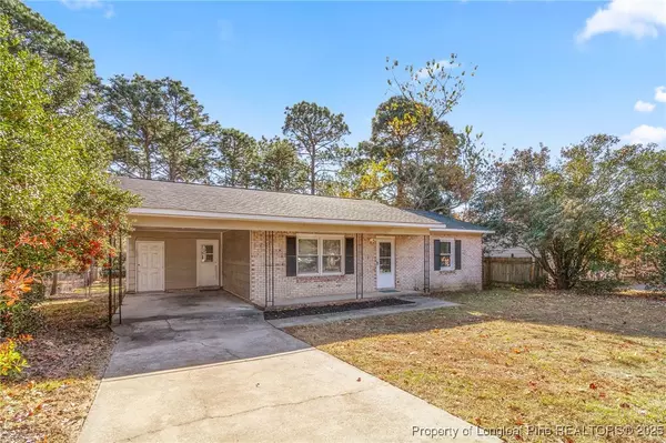 Hope Mills, NC 28348,3633 Metric DR