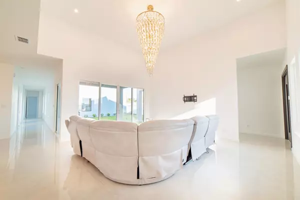 Laredo, TX 78045,201 Sorella Loop