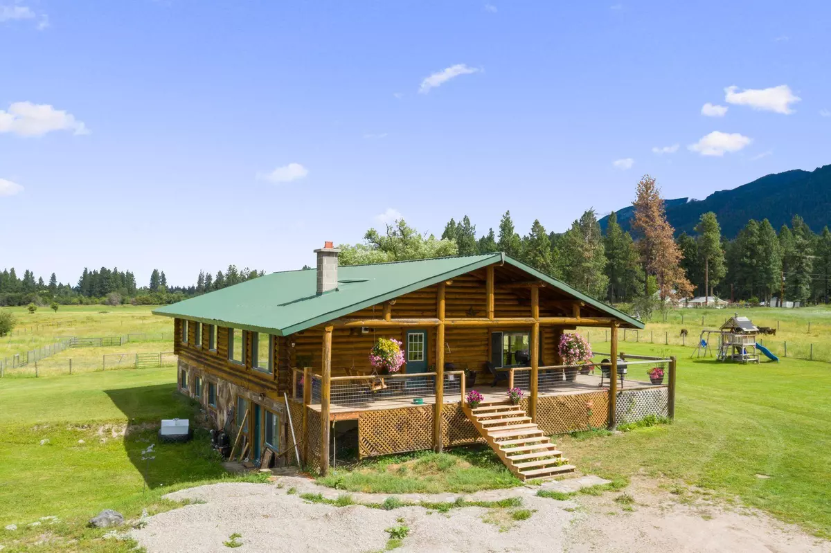 Ronan, MT 59864,33292 Twin Creek WAY