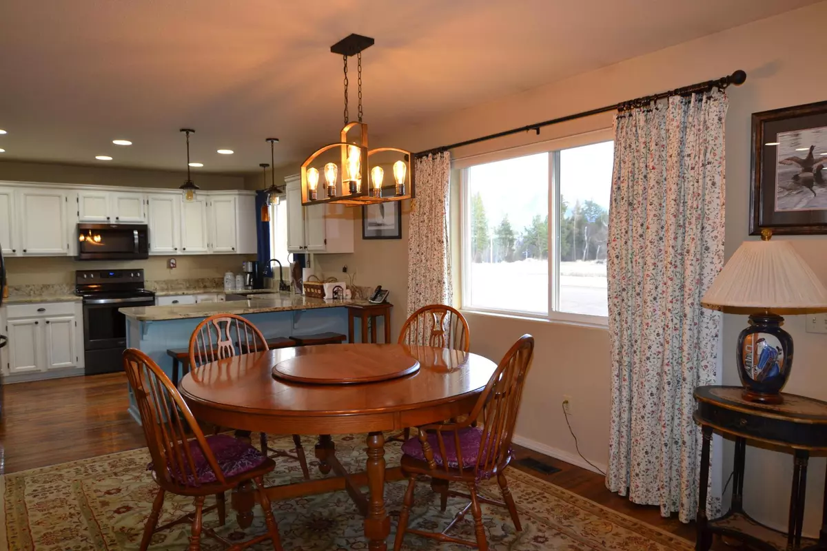 Columbia Falls, MT 59912,907 View DR