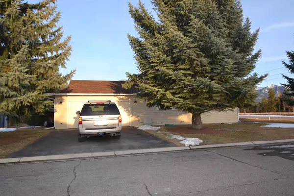 Columbia Falls, MT 59912,907 View DR