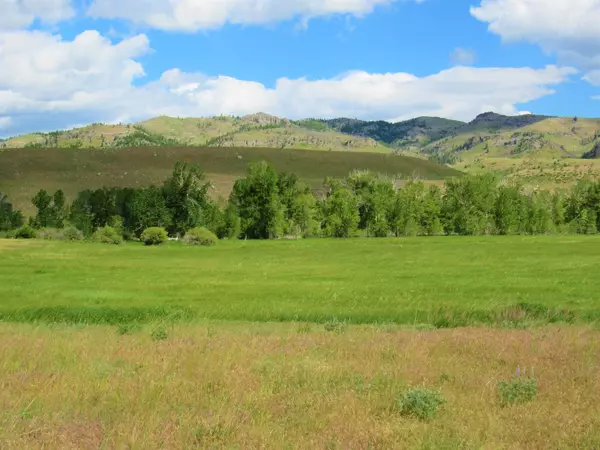 Nye, MT 59061,23 Spreading Winge LN