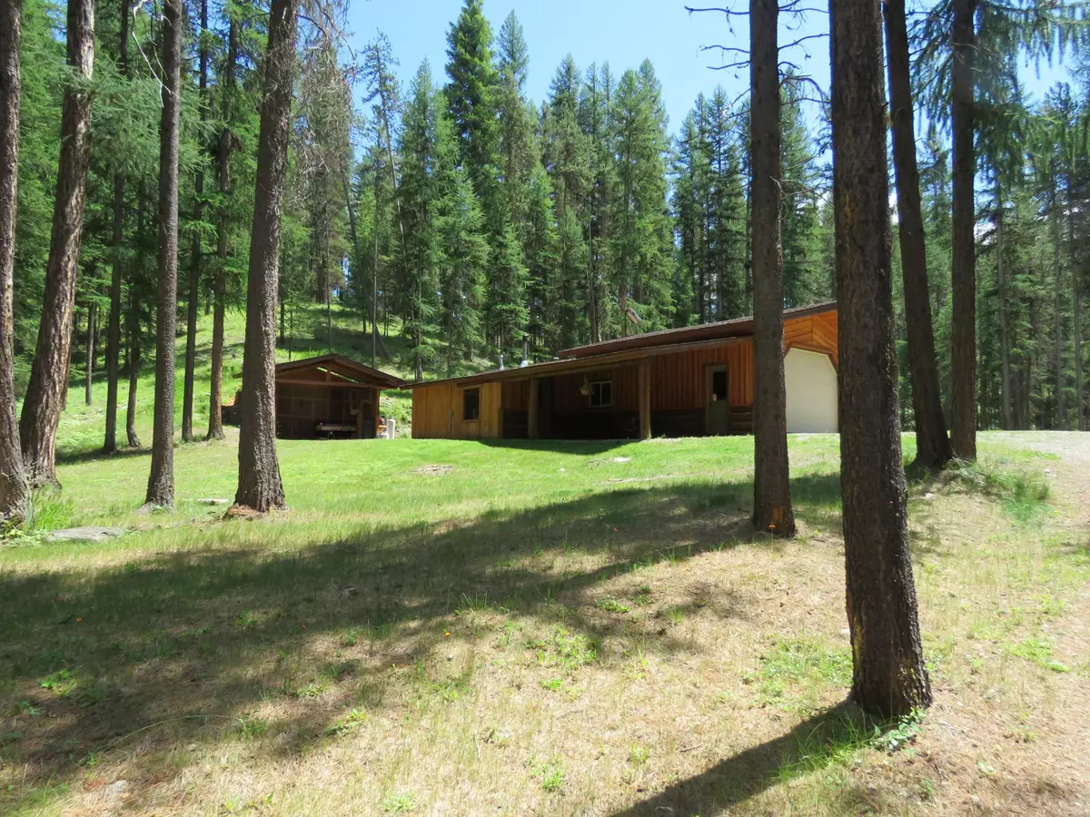 Yaak, MT 59935,1013 Tamarack LN