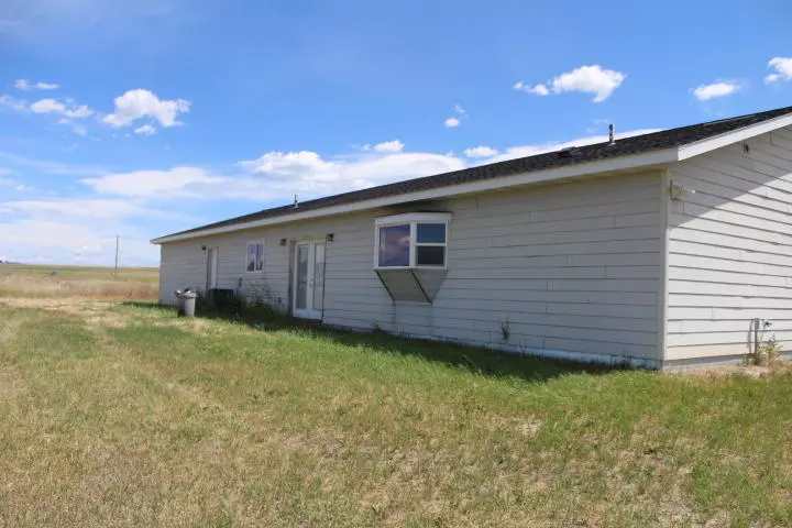 Polson, MT 59860,41685 Peace RD