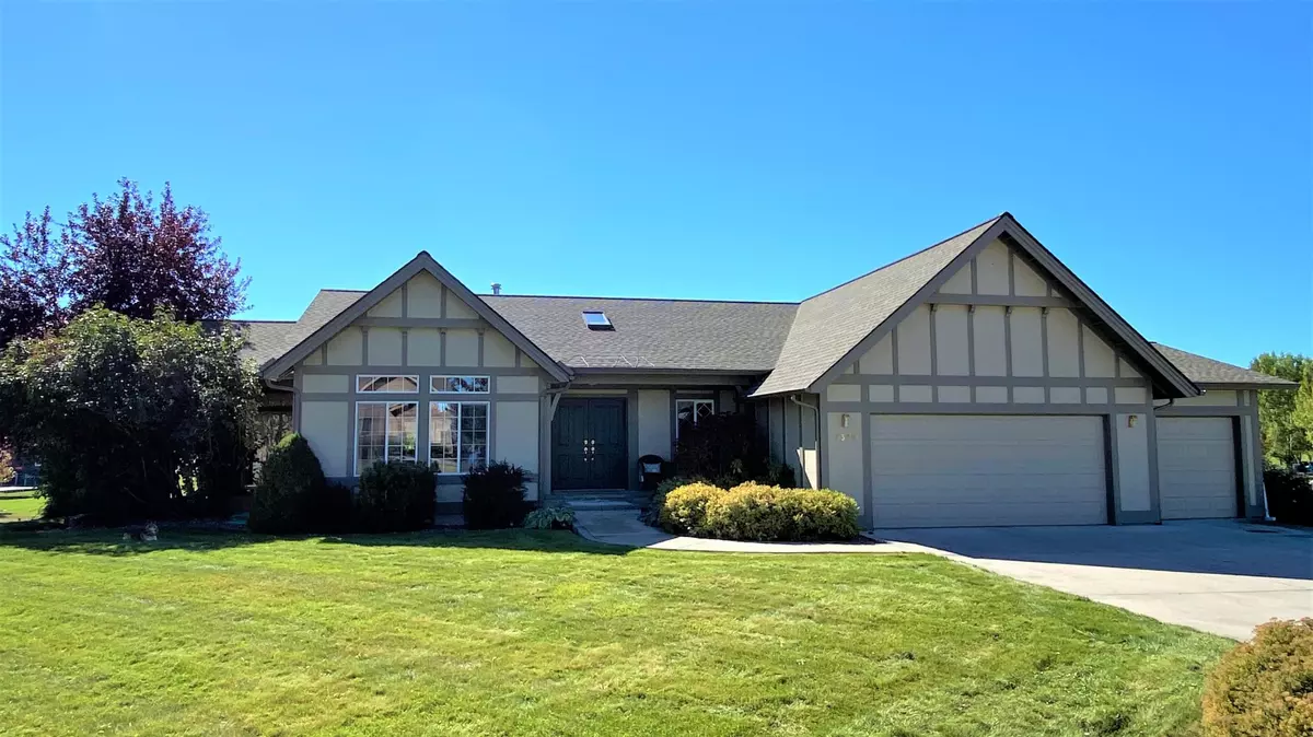 Missoula, MT 59808,7389 Peregrine CT