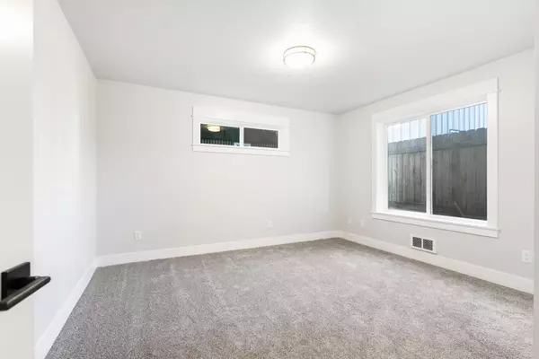 Missoula, MT 59801,532 W Bickford ST