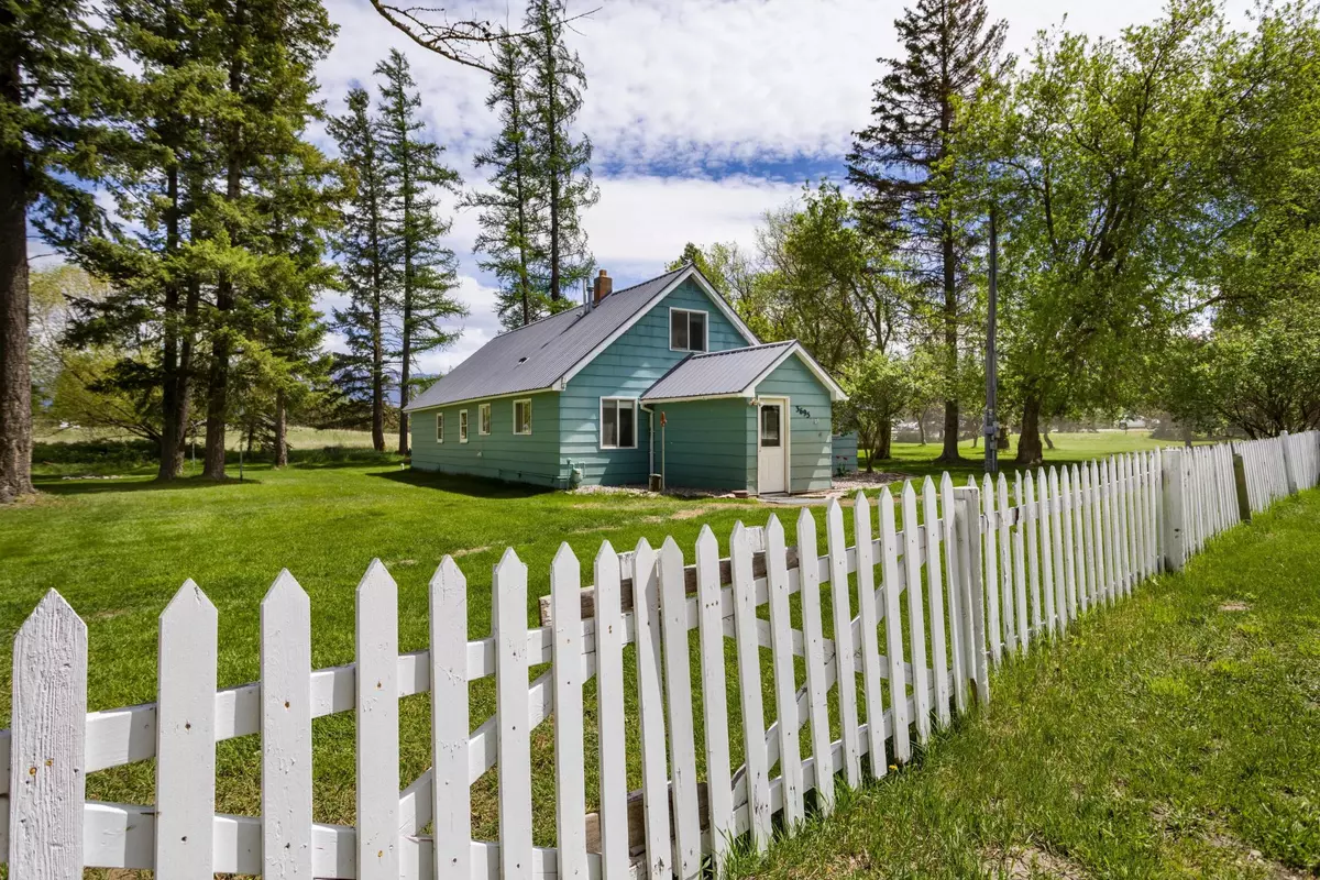 Columbia Falls, MT 59912,3695 Mt Highway 40