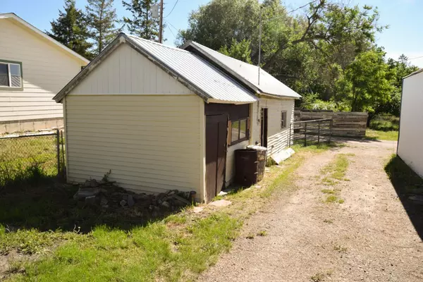 Hot Springs, MT 59845,410 N Demers ST