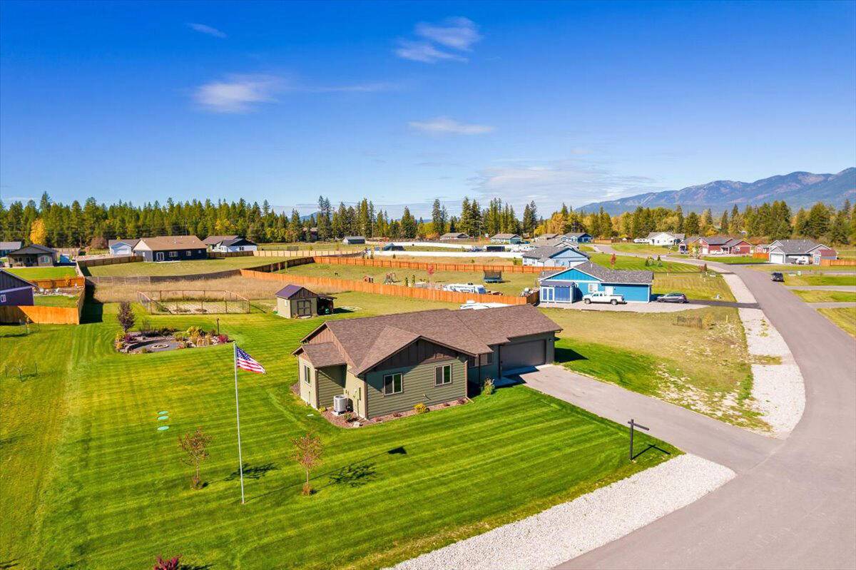 1185 Sawtooth TRL,  Columbia Falls,  MT 59912