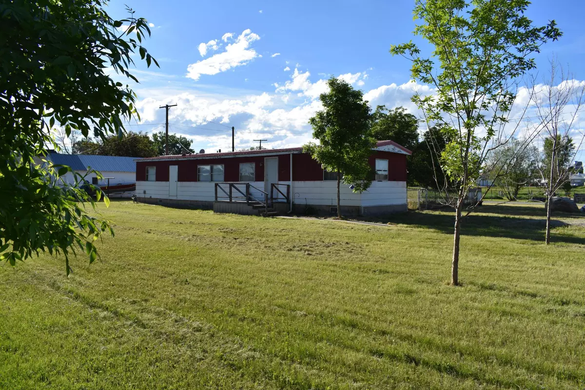 Choteau, MT 59422,502 1st AVE SW