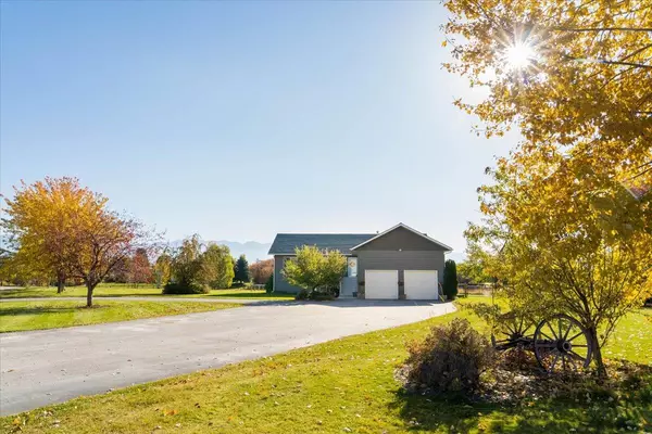 39873 Fox Meadow LN, Polson, MT 59860