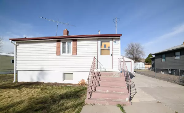 Sand Coulee, MT 59472,12 Roberts AVE