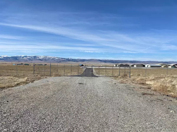 Ennis, MT 59729,13b-2 Shining Mountains Airpark