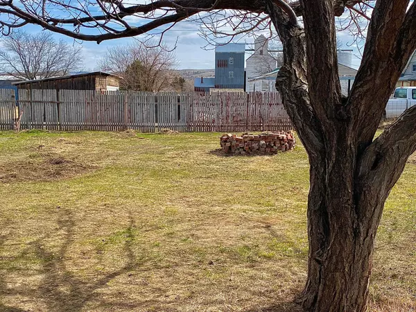 Bridger, MT 59014,113 N B ST