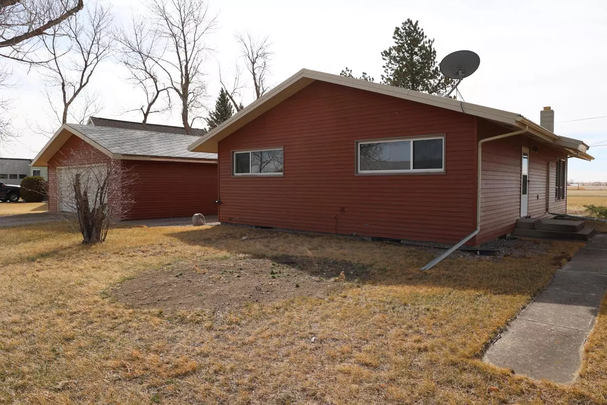 Valier, MT 59486,114 Dupuyer AVE