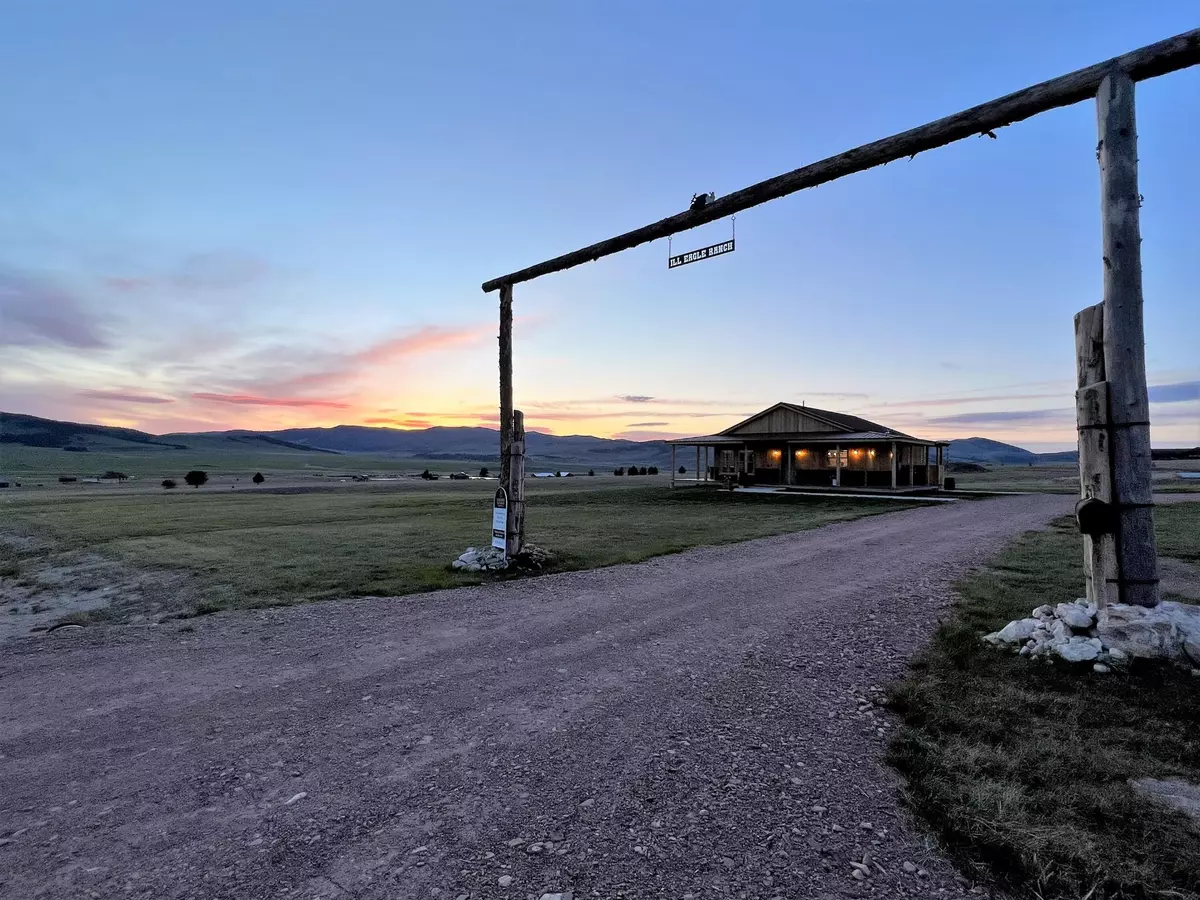 Philipsburg, MT 59858,7 Wolf LN