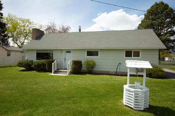 315 Cooper LN,  Hamilton,  MT 59840