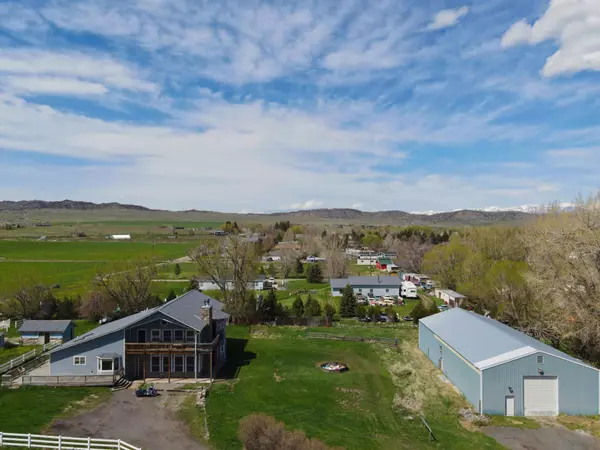 Livingston, MT 59047,208 Llama LN
