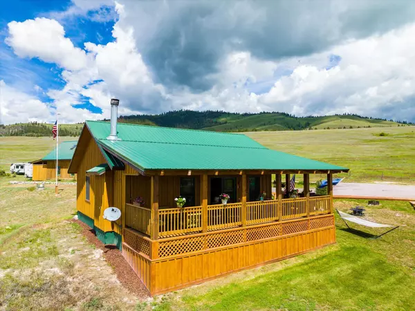 Elmo, MT 59915,25590 Mathias DR