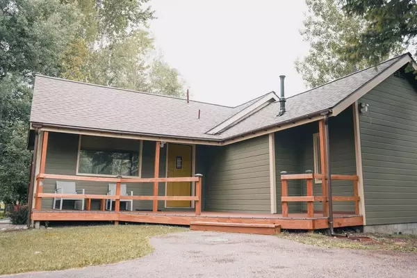 West Glacier, MT 59936,690 River Bend DR